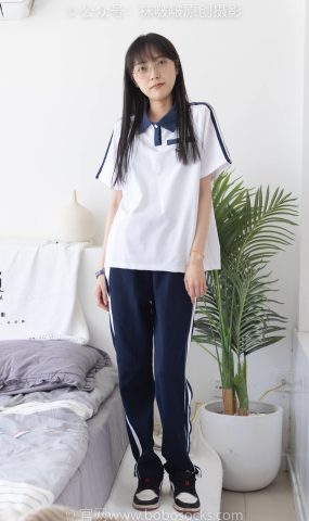 [BoBoSocks袜啵啵]NO.207 稚予-aj板鞋、白棉袜、油亮白丝、校服裤里丝[140P]