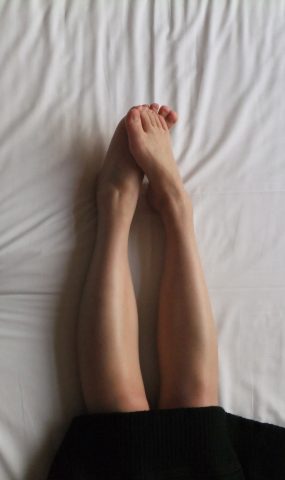 自由摄影 No.211 红嫩的玉足，白白的长腿 [82P]