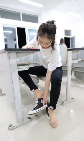 大西瓜爱牙膏-2019 9月活动 模特1（一） 牛仔裤里丝 (2) [60P]