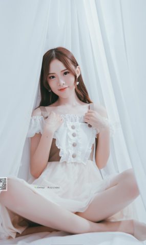 SSA丝社 第003期：我的公主床-肉丝裸足特写