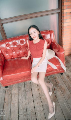 SSA丝社 第007期：nono 偶遇街拍灰丝特辑