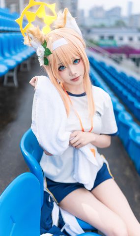 艾西aiwest  – 碧蓝档案 伊落玛丽 体操服[44P]