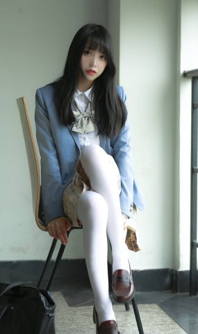 兔玩映画 C125 黑修女与白丝JK