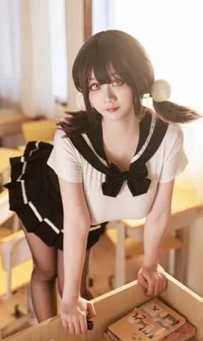 阿雪雪 – 吃货JK[28P]