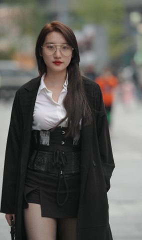 魔镜街拍 NO.160 黑丝大长腿 [80P]