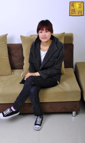 雅典卫城  小解解的帆布鞋 2010-077 [200P]