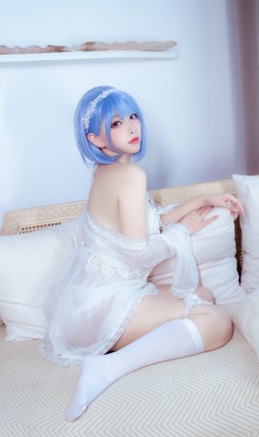 宫本桜  – 碧蓝航线 恰巴耶夫[19P]