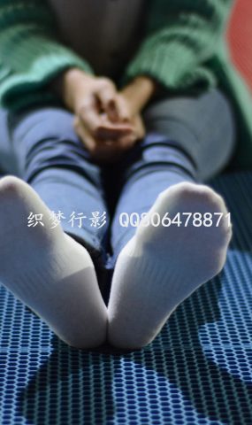 织梦行影@NO.014-第十四期 操场夜拍白袜小白鞋（夜拍）[171P]