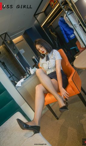 [MussGirl慕丝女郎]NO.436 小莫 职业装A[132P]