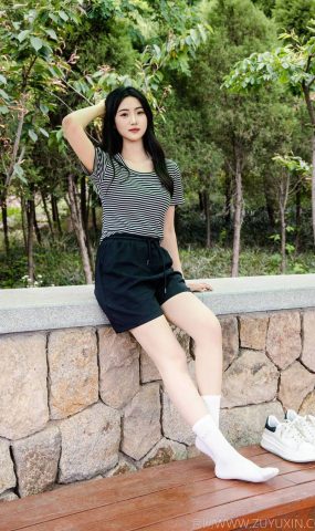 足愉心 NO.040 雅楠（搭配：体操服、白色短裙、白色棉袜、运动鞋）[80P]