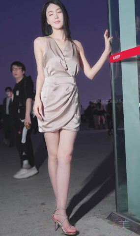 NO.0870 2023 广州车展 Racing Model 车模抖音网荭随拍92[20P]