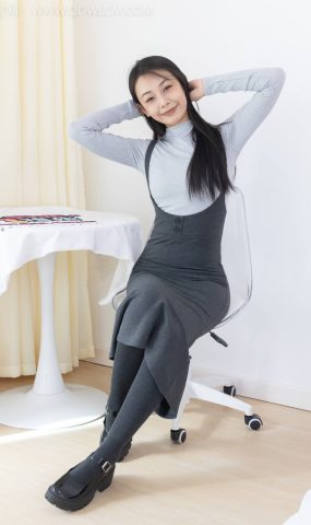 勿恋传媒 NO.2291 岚岚-皮鞋、厚灰丝[130P]