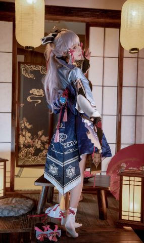 动漫博主阿包也是兔娘 – 神里凌华 [25P]