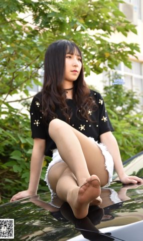 [大生模拍] No.017 琦琦-香车遇上迷情咖啡丝 在现浏览