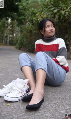 [只糖棉袜]NO.212 周子琪 花味渐浓[171P]