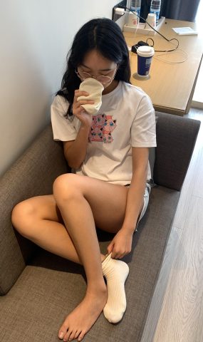 [誉铭传媒]袜足摄影 2022年《4月整合福利》[92P]