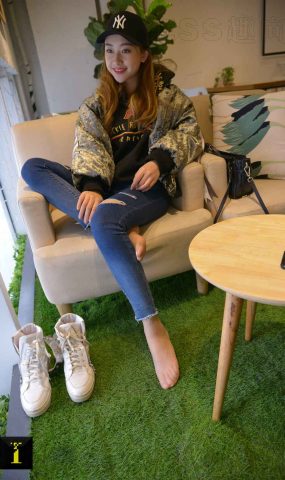 [IESS异思趣向] 普惠集136-小捷的双层袜 在现浏览