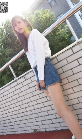 [大生模拍] No.043 云云-看台肉丝腿 在现浏览