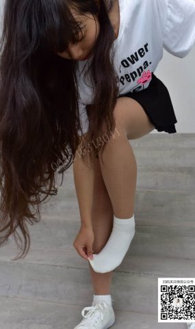 [大生模拍] No.065 橙橙-棉袜肉丝 在现浏览