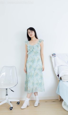 勿恋传媒 NO.2350 小椿-高跟鞋、白棉袜、裸足[150P]