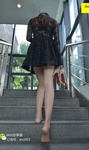 [IESS异思趣向] 2017.07.31 丝享家032：《没有什么比棕色更姓感的了》七七 在现浏览