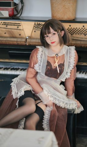 花铃 – 透明女仆[84P]