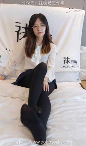 [BoBoSocks袜啵啵]NO.114 小甜豆-高跟鞋、帆布鞋、肉丝、厚黑丝[175P]