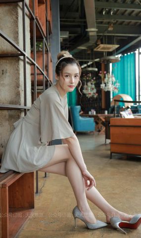 [IESS异思趣向] 2021.06.14 丝享家 832：九妹《可甜可盐大长腿》[85P]