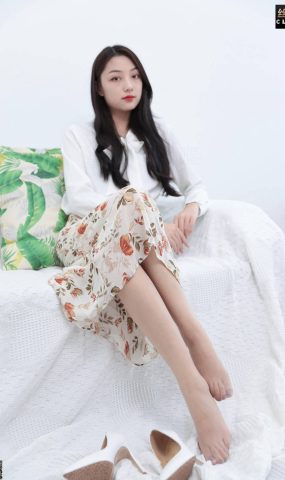 [丝慕GIRL]SM063 天天一元 诗晴《她笑了》在现浏览