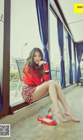 [IESS异思趣向] 2017.12.25 丝享家132：《七七祝你圣诞快乐》七七 在现浏览