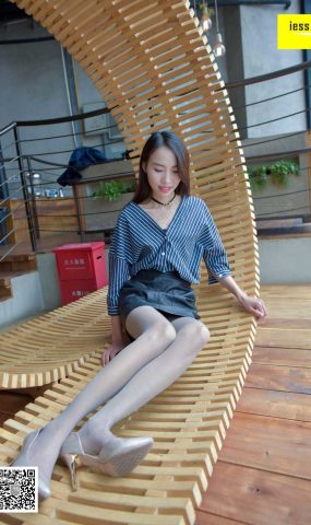 [IESS异思趣向] 2018.01.16 丝享家149：《超直铅笔腿灰丝》永英 在现浏览