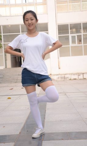 [战前女神] 美腿镁足精品摄影套图 138 [121P]