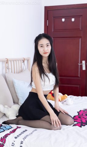 勿恋传媒 NO.1932 果汁-黑白琴键[195P]