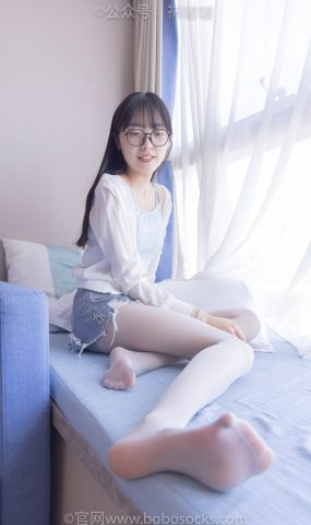 [BoBoSocks袜啵啵]NO.083 稚予-高跟鞋、凉鞋、白丝、裸足涂白色指甲油剧情[140P]