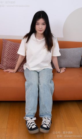 甜予摄影 NO.043 松松-帆布鞋、白棉袜、裸足[118P]