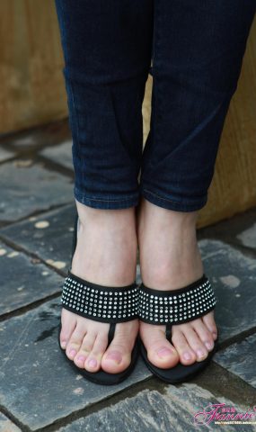 Fannie芬妮每足园 No.608 周末踏青4[67P]