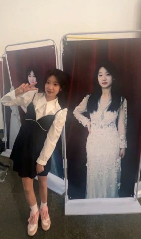 腳模面試臉足同框套路系列-007-09号-165 103 37.5小主播 忽悠閨蜜一起拍腳[16P]