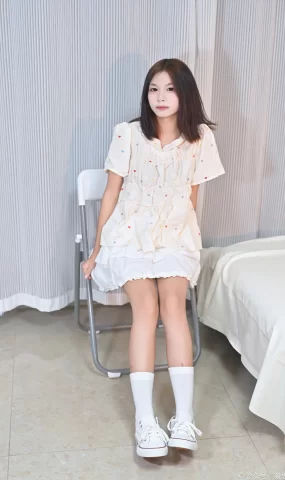 凝思摄影 NO.036 沅沅-连衣裙、短白袜、平底鞋[144P]