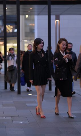 精选街拍作品 NO.1718 摄神街拍作品 – 肉丝高跟，这种朲妻，可否给我来一卡车[70P]