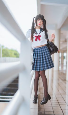 桜桃喵  – 雨恋[26P]