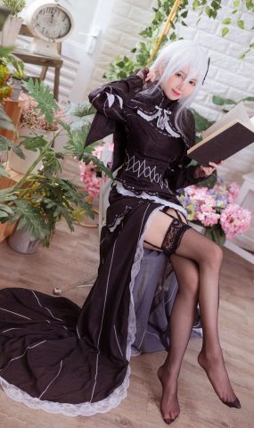 Sally Dorasnow – Echidna [20P]