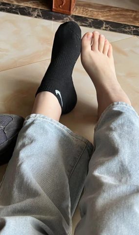 [誉铭传媒]袜足摄影 2022年《6月整合福利》[120P]