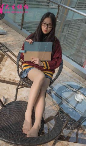 [大生模拍] No.102 雯雯 肉丝小秘书 在现浏览