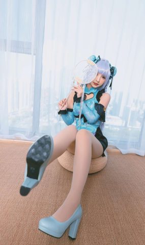 神楽坂真冬 色の香り