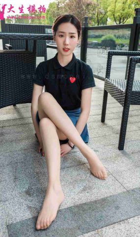 [大生模拍] No.187 伊柯 白嫩镁足 在现浏览