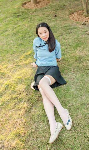 [SSA丝社] NO.050 民国學姐云云的白色长筒 在现浏览