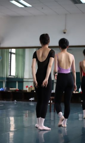 大西瓜爱牙膏-早期作品-W004 多色舞蹈服 005 [94P]