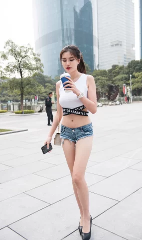 唯美街拍 NO.1029 高跟热裤长腿美女 (1) [81P]