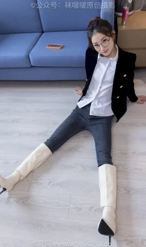 [BoBoSocks袜啵啵]积分限定作品 NO.024 小沫-高跟长靴、紫色棉袜[150P]