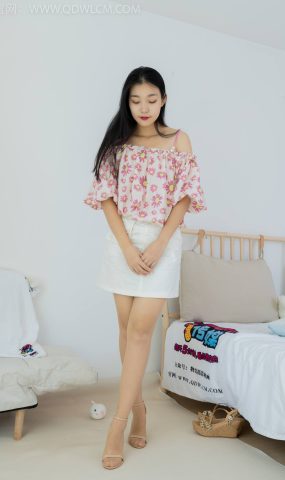 勿恋传媒 NO.1792 桐桐-雪花漫天[140P]